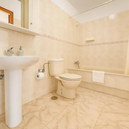 Be Five Playa La Arena * Puerto de Santiago (Tenerife)